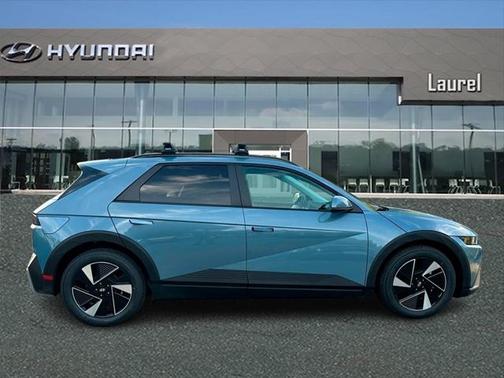 2025 Hyundai IONIQ 5 SEL