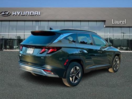 2025 Hyundai TUCSON SEL