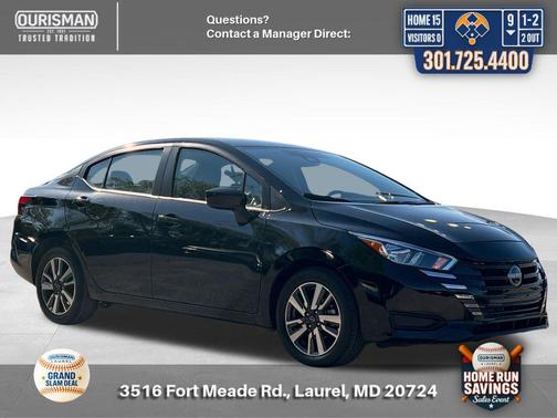 Super Black 2023 Nissan Versa 1.6 SV