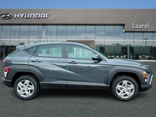 2025 Hyundai KONA SE