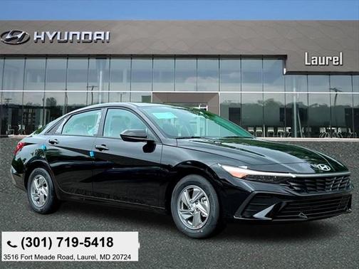 2025 Hyundai ELANTRA SE