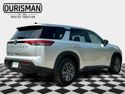 2024 Nissan Pathfinder S 4WD