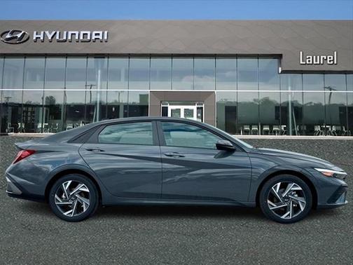 2025 Hyundai ELANTRA Sport