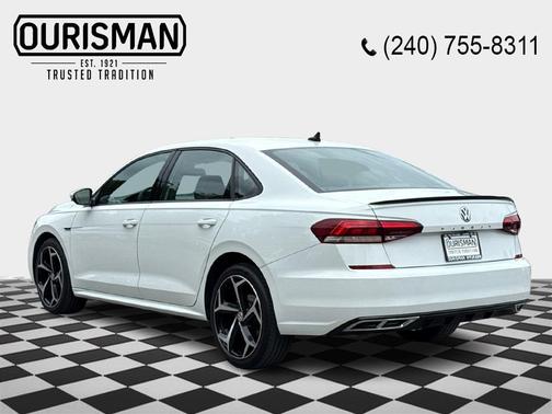 2021 Volkswagen Passat 2.0T R-Line