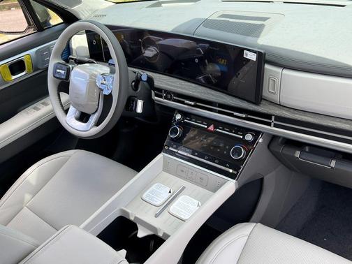 2026 Hyundai SANTA FE HEV Calligraphy