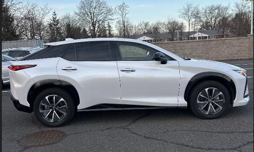 2023 Lexus RZ 450e Premium