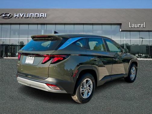 2025 Hyundai TUCSON SE