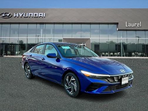 2025 Hyundai ELANTRA SEL