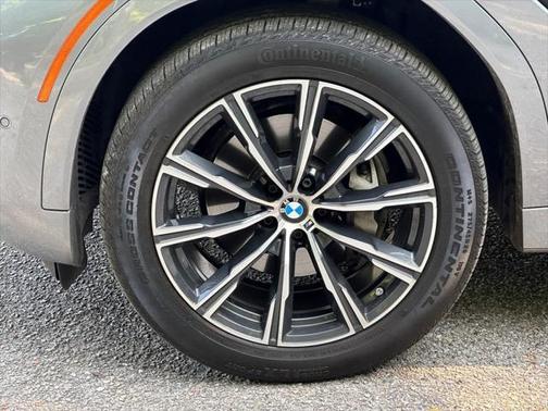 2024 BMW X6 xDrive40i