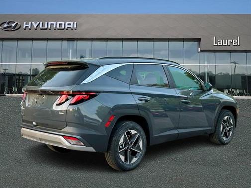 2025 Hyundai TUCSON SEL
