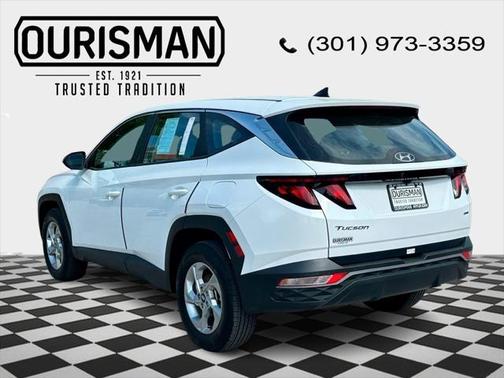 2024 Hyundai TUCSON SE