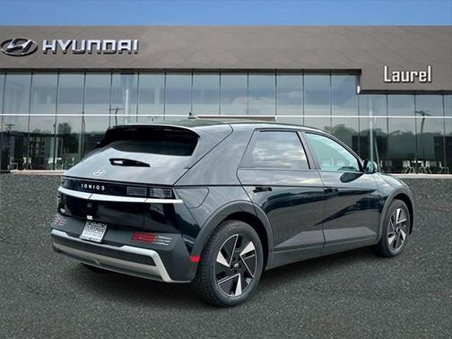 2025 Hyundai IONIQ 5 SE