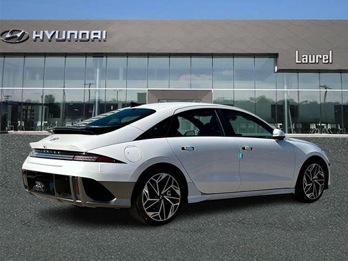 2025 Hyundai IONIQ 6 SEL