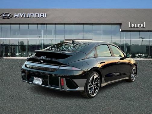 2025 Hyundai IONIQ 6 SE