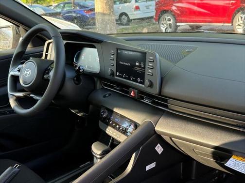 2025 Hyundai ELANTRA Sport