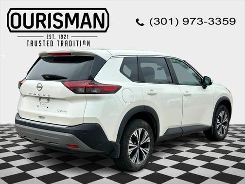 2022 Nissan Rogue SV