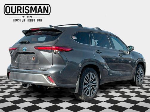 2021 Toyota Highlander Hybrid Platinum