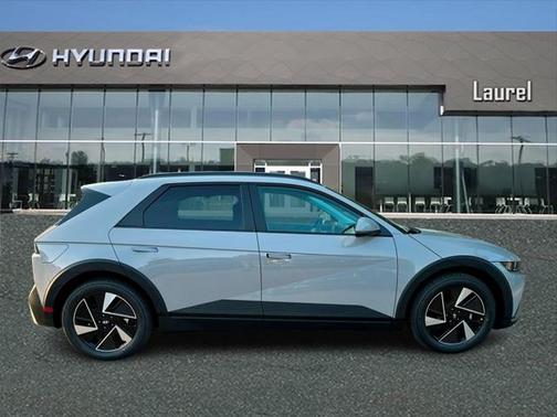 2025 Hyundai IONIQ 5 SEL