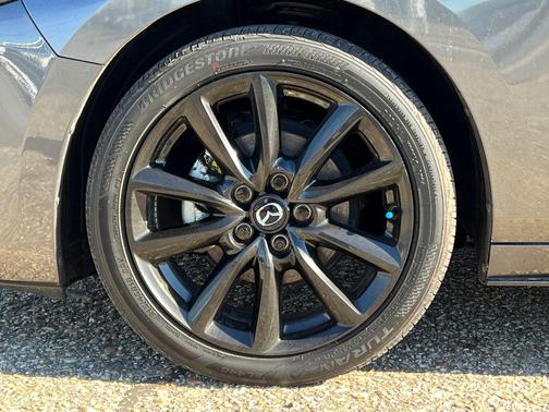 2024 Mazda Mazda3 FWD w/Premium Package