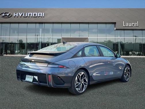 2025 Hyundai IONIQ 6 SE