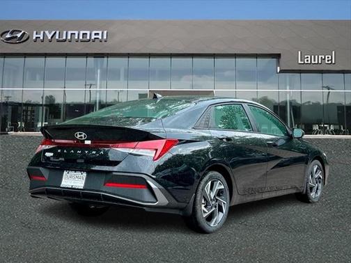 2025 Hyundai ELANTRA Sport