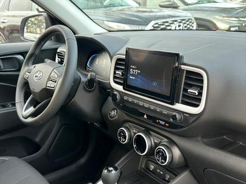 2025 Hyundai VENUE Limited