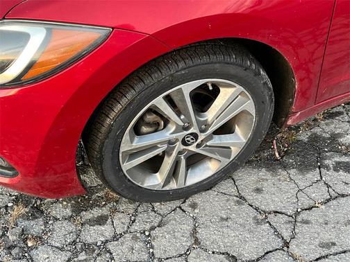 2018 Hyundai ELANTRA Limited