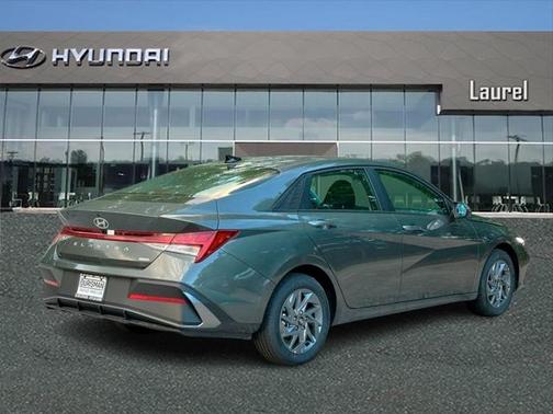 2025 Hyundai ELANTRA HEV Blue
