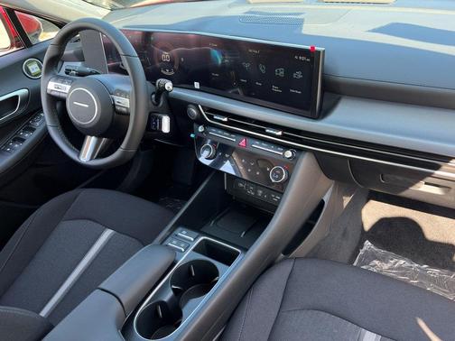 2025 Hyundai SONATA Hybrid SE
