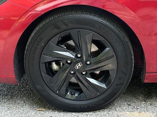 2023 Hyundai ELANTRA HEV Blue