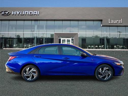 2025 Hyundai ELANTRA Sport