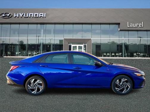 2025 Hyundai ELANTRA Sport