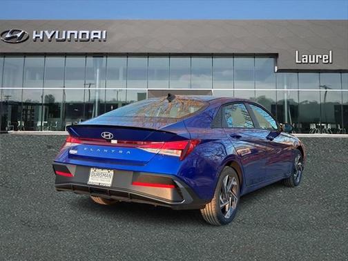 2025 Hyundai ELANTRA Sport