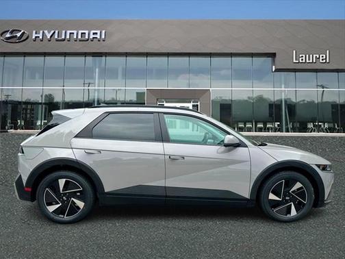 2025 Hyundai IONIQ 5 SEL
