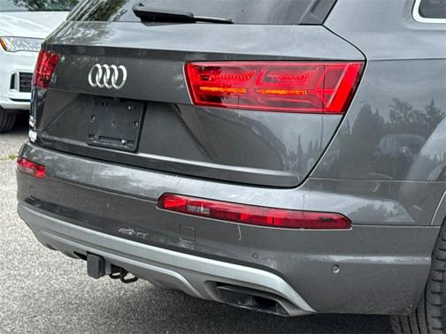 2019 Audi Q7 55 Premium Plus