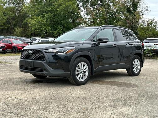 2022 Toyota Corolla Cross LE
