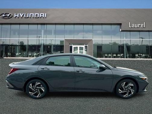 2025 Hyundai ELANTRA Sport