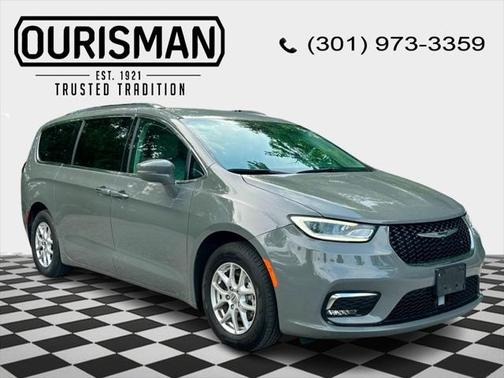 2021 Chrysler Pacifica Touring L