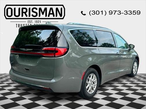 2021 Chrysler Pacifica Touring L