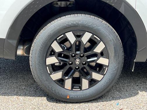 2025 Hyundai SANTA CRUZ SE