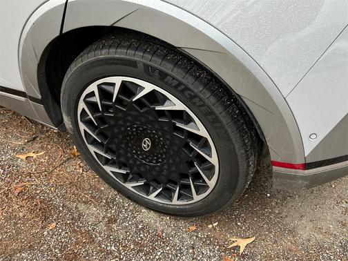 2023 Hyundai IONIQ 5 Limited