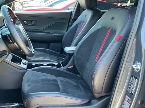 Ecotronic Gray Pearl w/Black Roof 2024 Hyundai KONA N Line