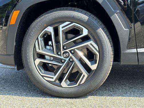 Phantom 2026 Hyundai TUCSON SEL Plus