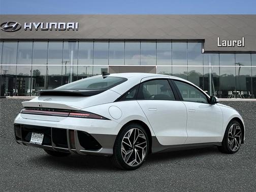 2025 Hyundai IONIQ 6 SEL