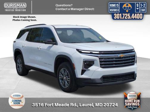Summit White 2024 Chevrolet Traverse LT