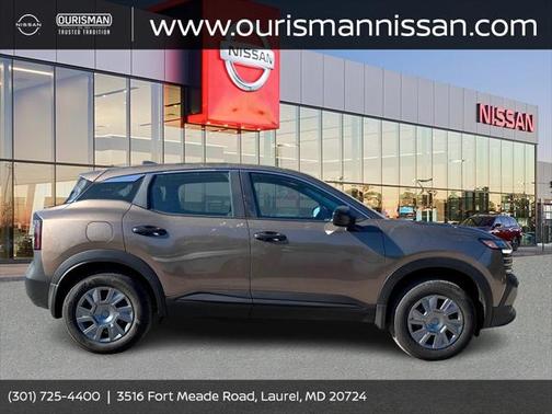 2025 Nissan Kicks S