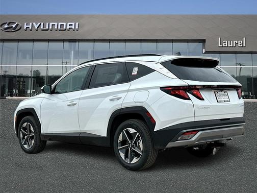 2026 Hyundai TUCSON Hybrid SEL