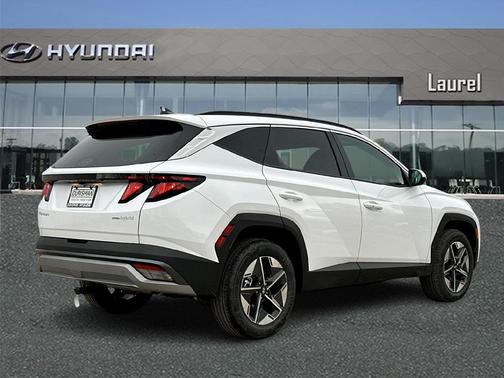 2026 Hyundai TUCSON Hybrid SEL