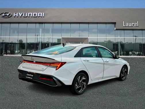 2025 Hyundai ELANTRA Sport