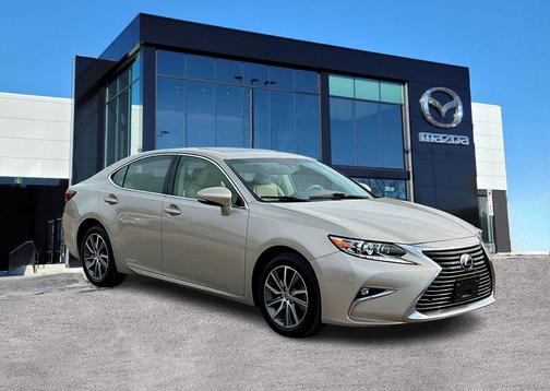 2018 Lexus ES 300h Base
